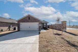 Building Photo - 14004 Birch Farm Dr