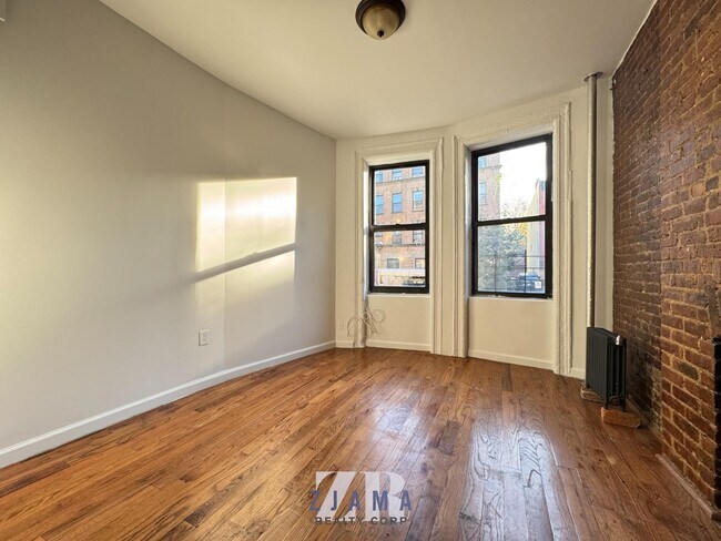 Primary Photo - 647 Prospect Pl