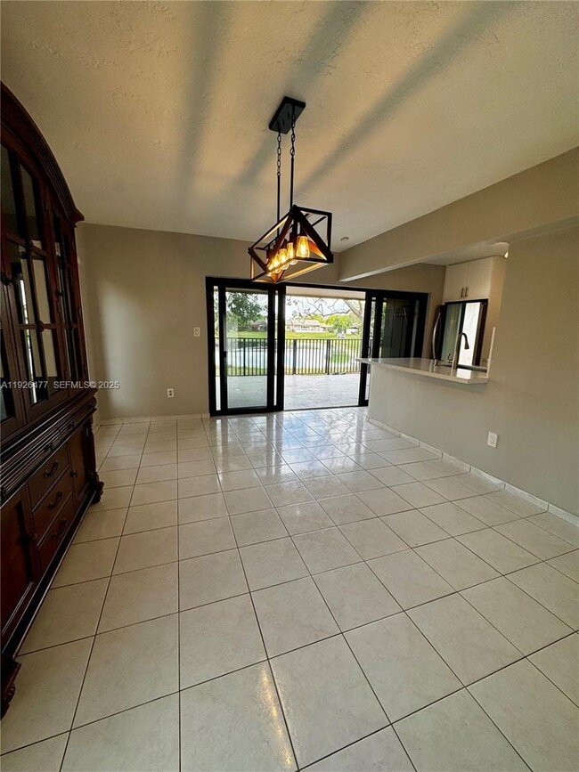 Building Photo - 12365 SW 119th Terrace