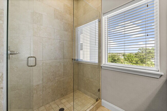 Building Photo - 732 Scenic Gulf Dr