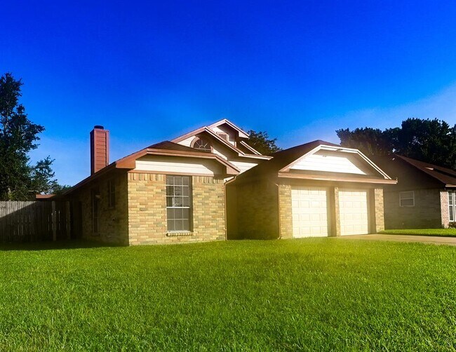 Building Photo - 6543 Liberty Valley Dr