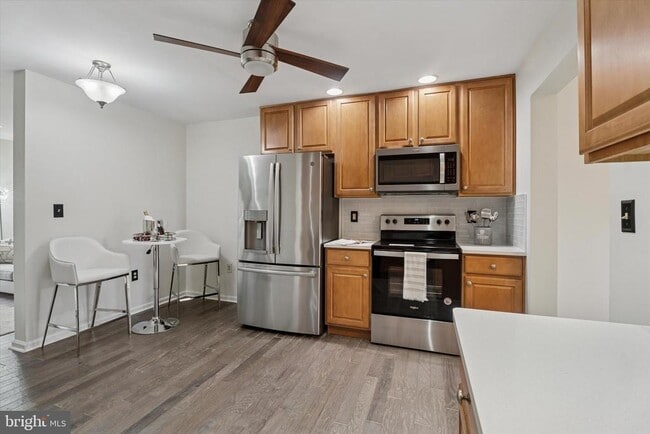 Building Photo - 1031 Balley Dr