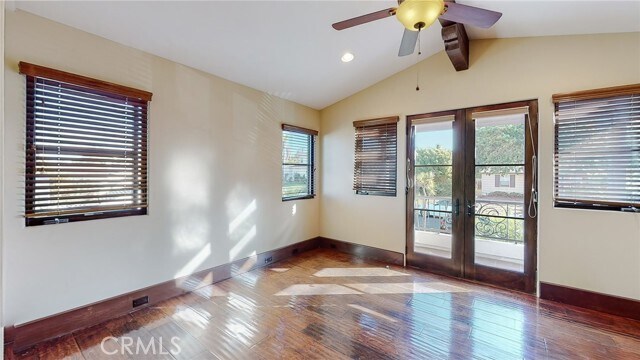 Building Photo - 227 Pso De Granada