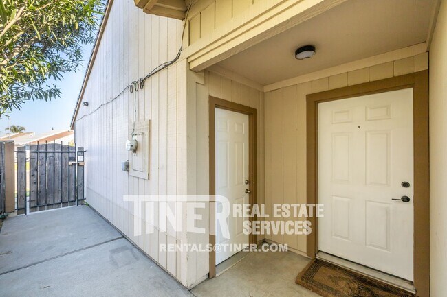 Building Photo - 7586 Waterwillow Dr