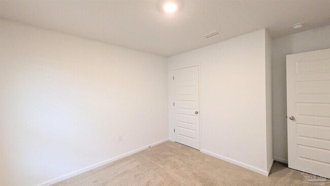 Building Photo - 10557 Queens Gate Cir