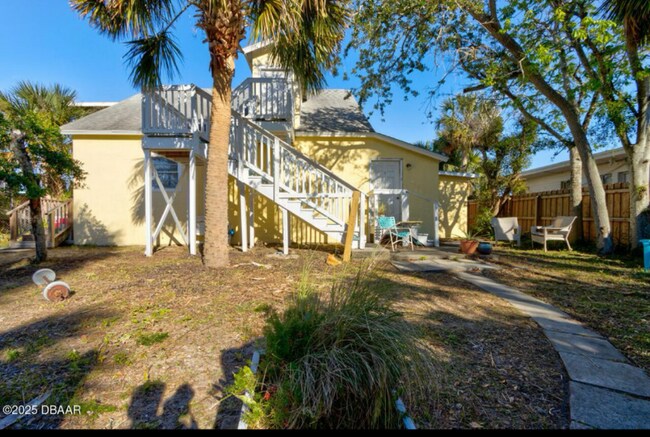 Building Photo - 421 N Peninsula Dr