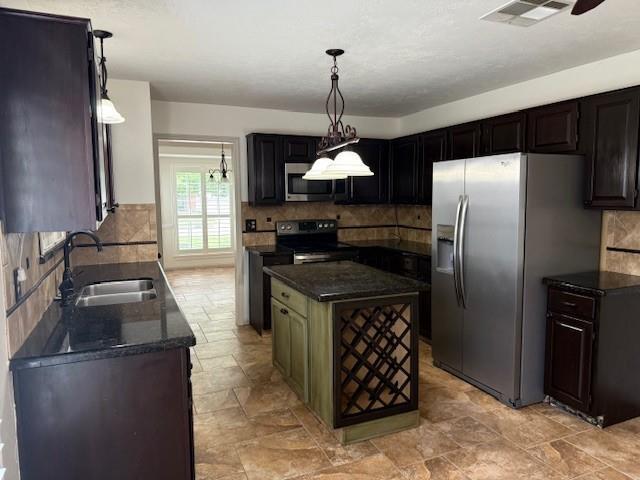 Building Photo - 9714 Chiselhurst Dr