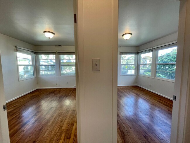 Building Photo - Adorable Two-Bedroom in the Hillcrest Area of Pacific Grove!