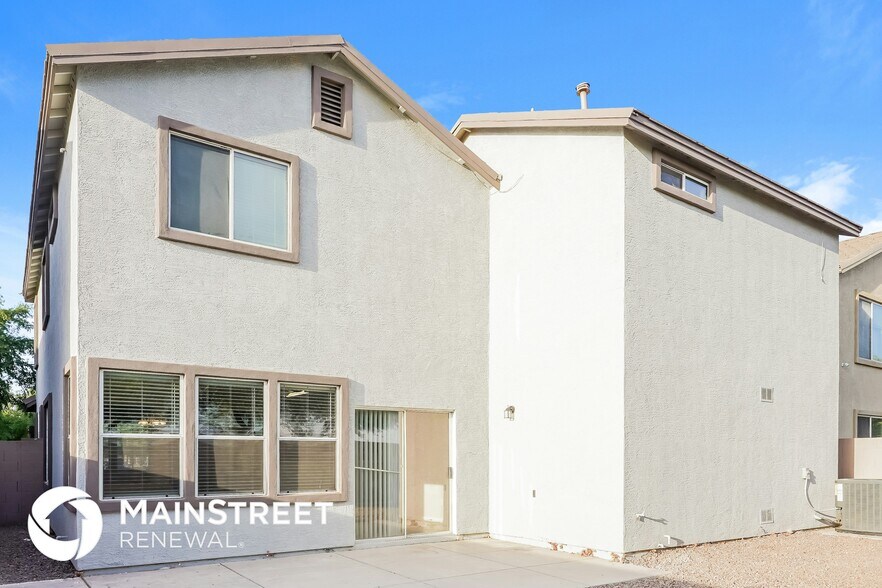 Building Photo - 11954 W Belmont Dr