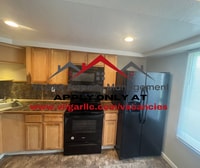 Building Photo - Spacious 3 Bed / 1.5 Bath Town-Home in Mer...