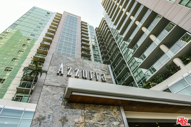 Building Photo - 13700 Marina Pointe Dr