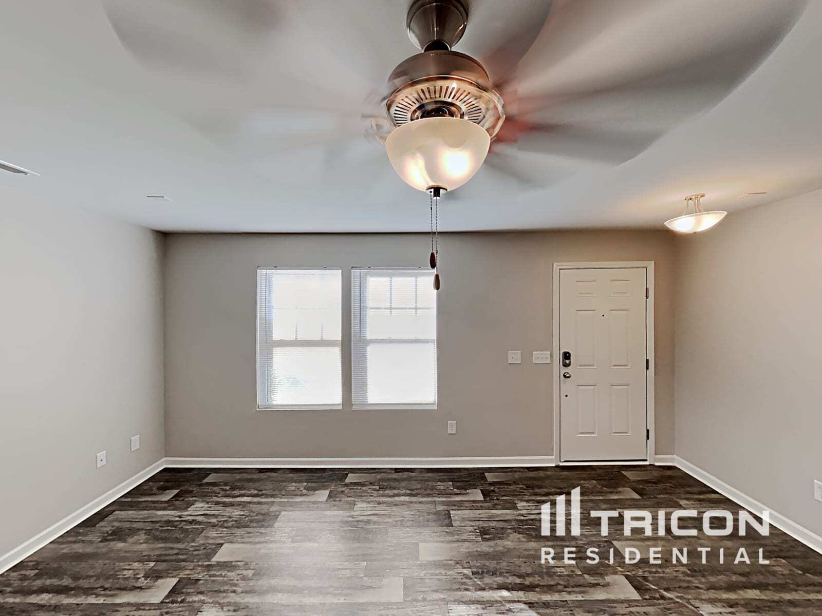 Building Photo - 1082 Bitting Hall Cir