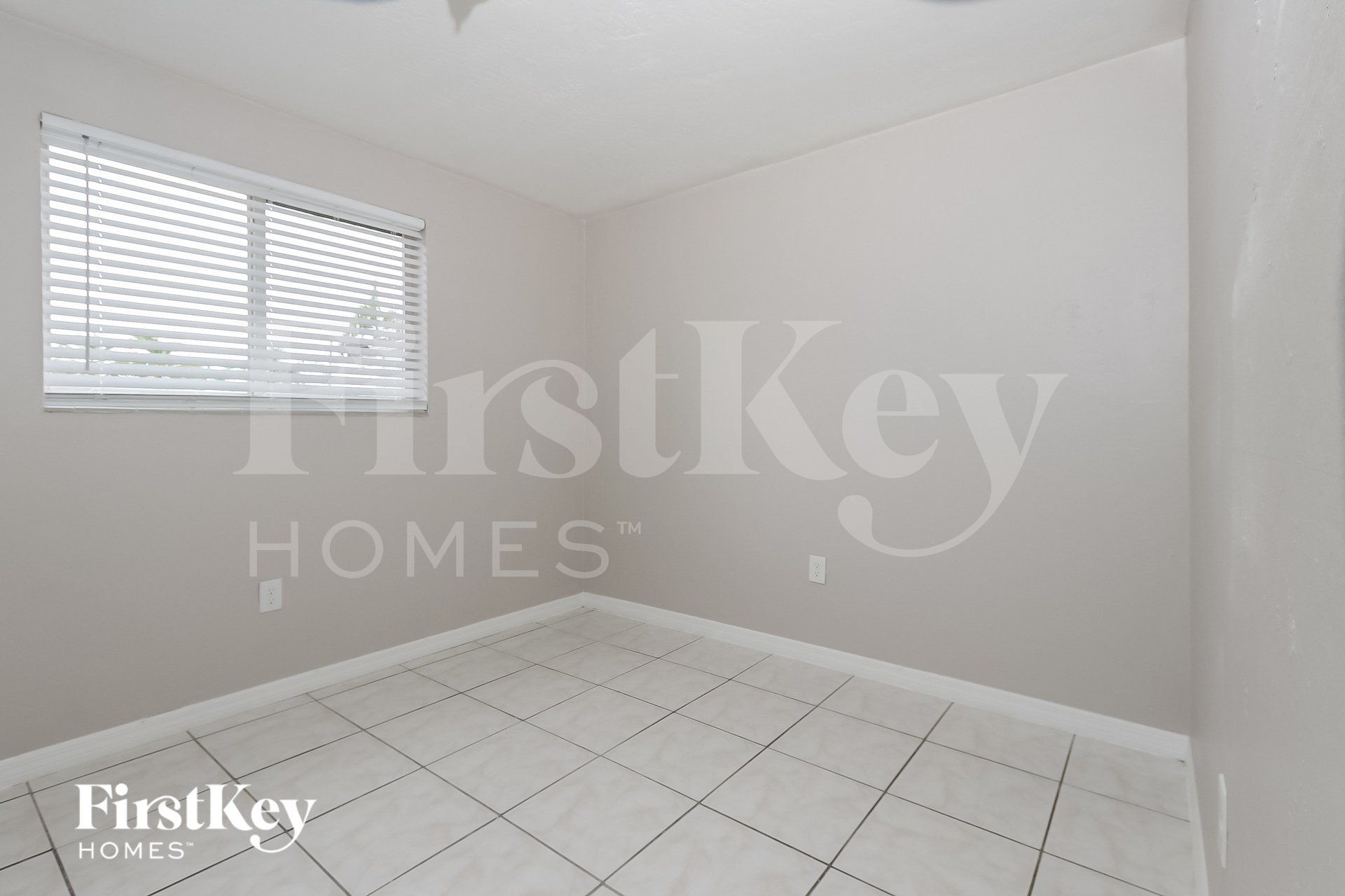 Building Photo - 7551 Buchanan St