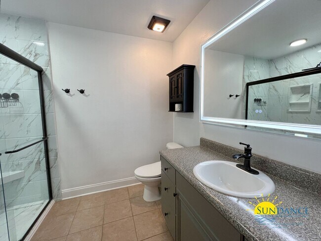 Building Photo - Charming 3 Bedroom Eagles Landing Townhous...