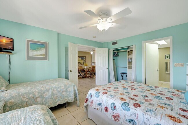 Building Photo - 2400 S Ocean Dr