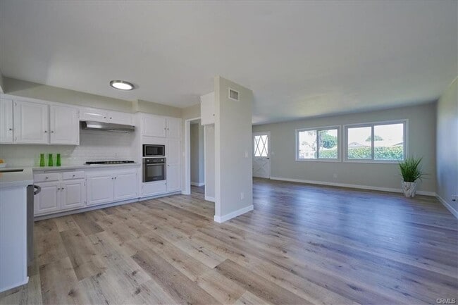 Building Photo - 786 Glenshaw Dr