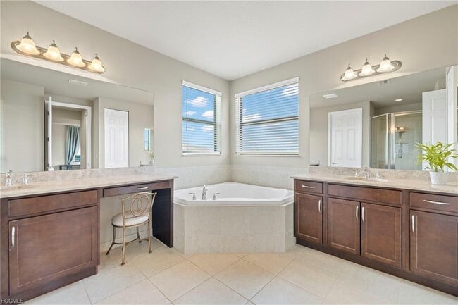 Building Photo - 10099 Windy Pointe Ct