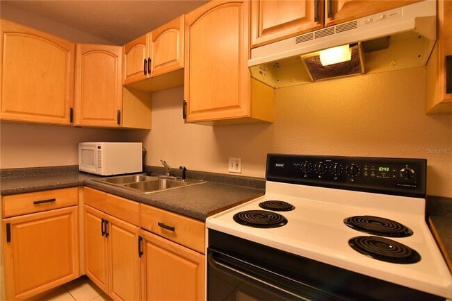 Building Photo - 3225 Palmer St