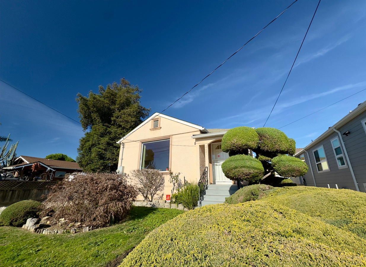 Building Photo - 2307 107th Ave