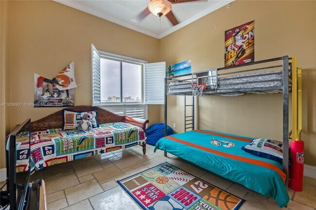 Building Photo - 7270 SW 88th St