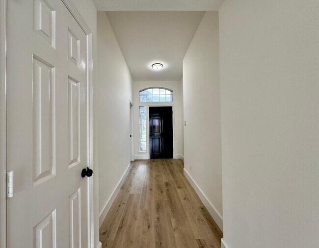 Building Photo - 6427 Liberty Valley Dr