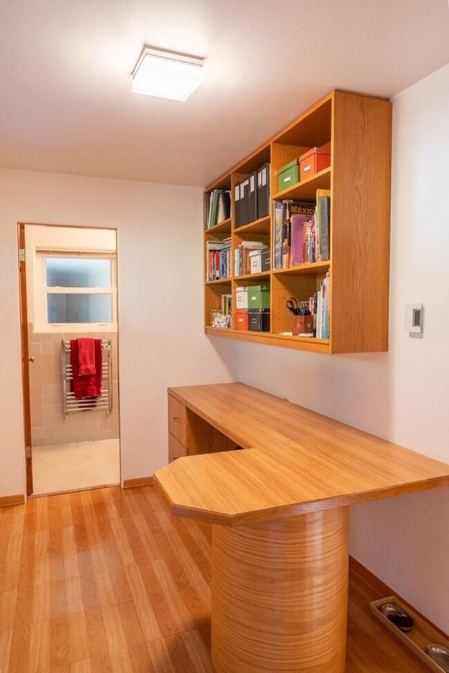 Building Photo - 3bd/1.5ba Burien House