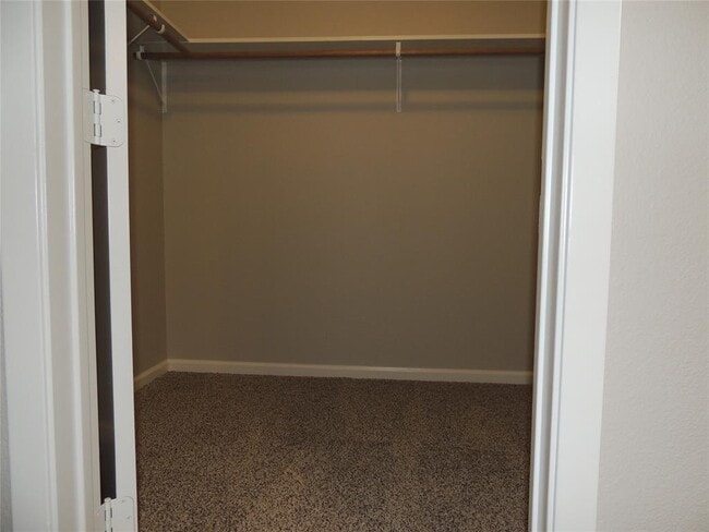 Building Photo - 5510 Sunset Ridge