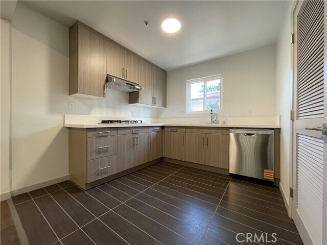 Building Photo - 422 N 3rd St