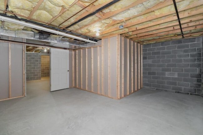 Building Photo - 57 Nottingham Dr