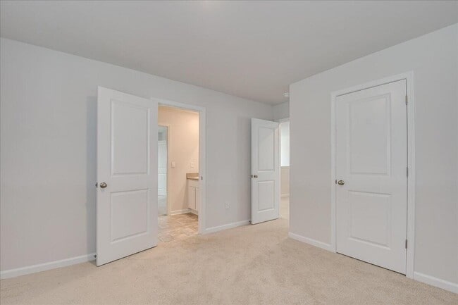 Building Photo - 1412 Deer Hollow Run