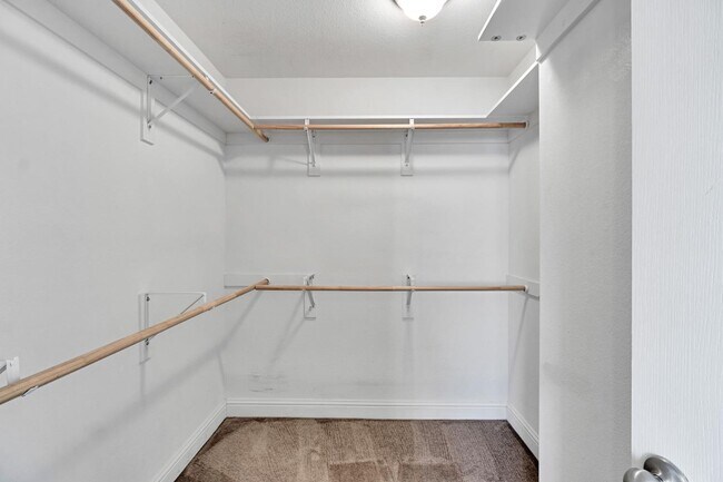 Building Photo - 2157 S Eddy Ave