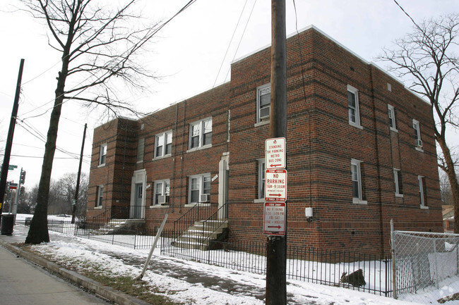 Building Photo - 3200 Minnesota Ave SE