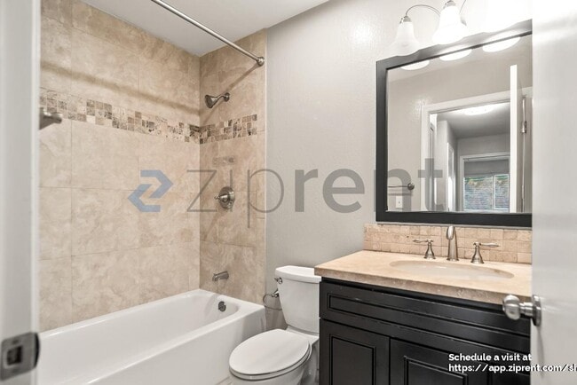 Building Photo - 48 N Lake Dr