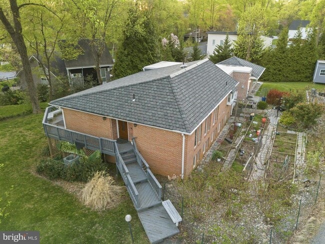 Building Photo - 9416 Holbrook Ln