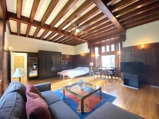 Building Photo - 378 Marlborough St