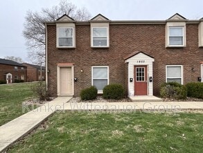 Building Photo - 1803 Jamestown Rd