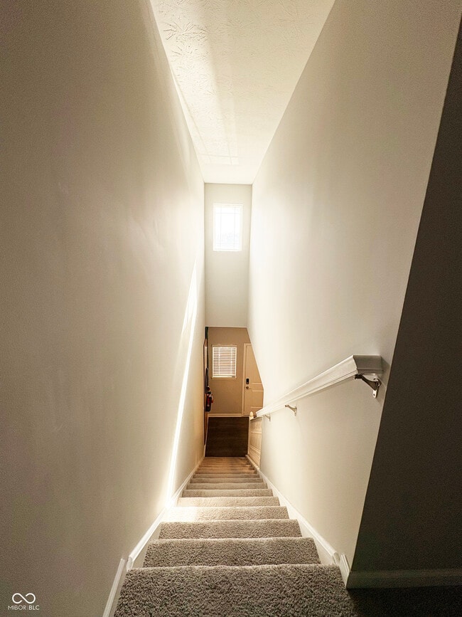 Building Photo - 6388 Yuma Ct