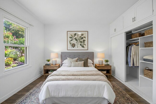 Building Photo - 5854.5 Interceptor St