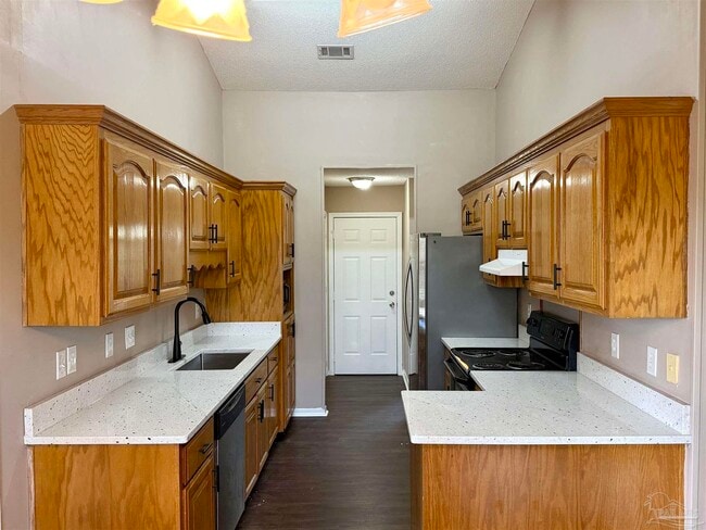 Building Photo - 4316 Bayou Ridge Dr