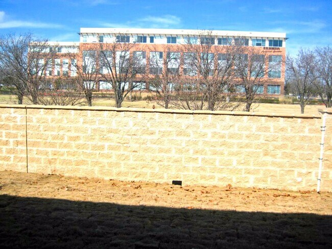 Building Photo - 10504 Branden Ct