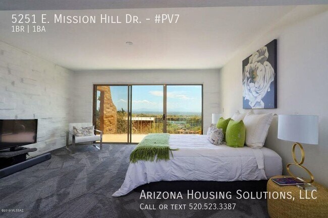 Building Photo - Palo Verde 7