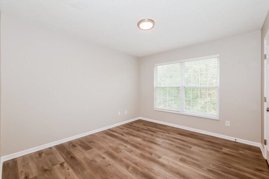 Building Photo - 349 Creekstone Dr