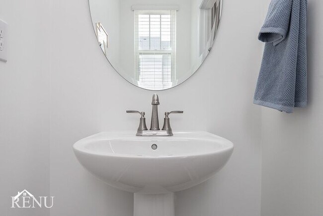 Building Photo - 640 Ethridge Pl