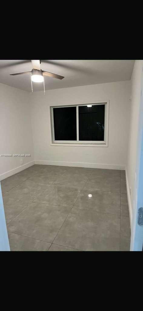 Building Photo - 10070 E Bay Harbor Dr