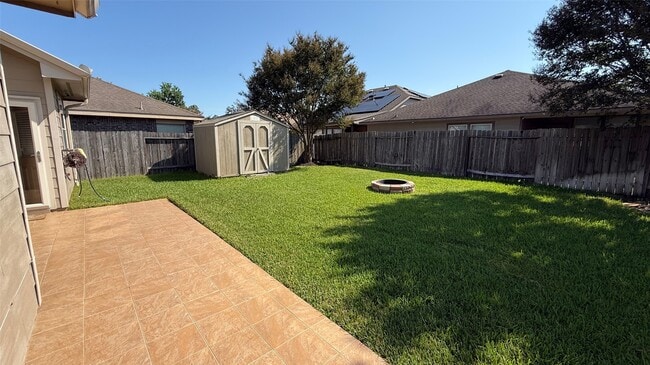 Building Photo - 15110 Sierra Ridge Dr