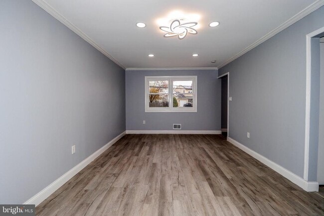 Building Photo - 7 Walt Whitman Way
