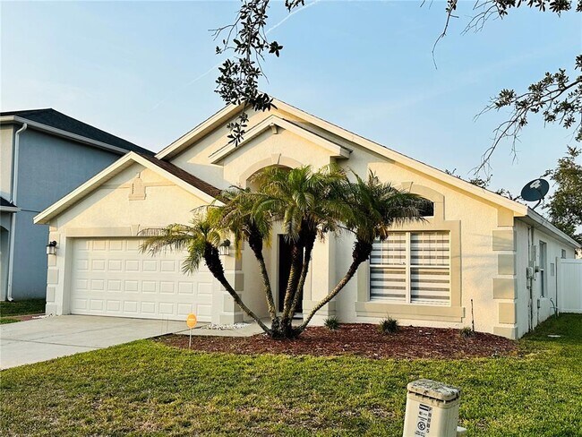 Building Photo - 8885 Palisades Beach Ave