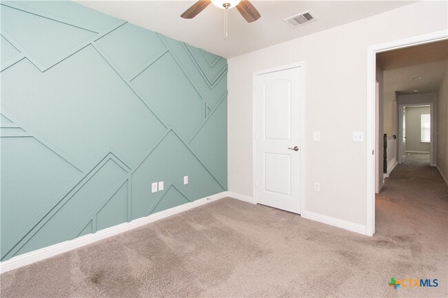 Building Photo - 9404 Privet Dr