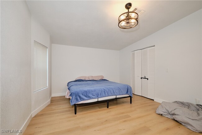 Building Photo - 16820 Banyon Dr