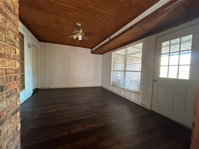 Building Photo - 6010 Fawn Valley Ln